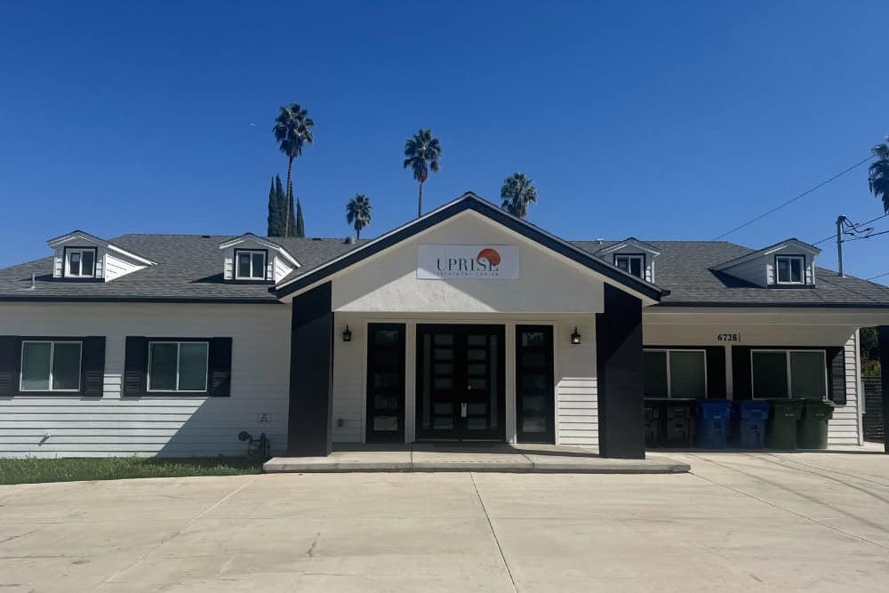 Exterior view of Uprise Treatment Center, a meth detox facility in Reseda, CA.